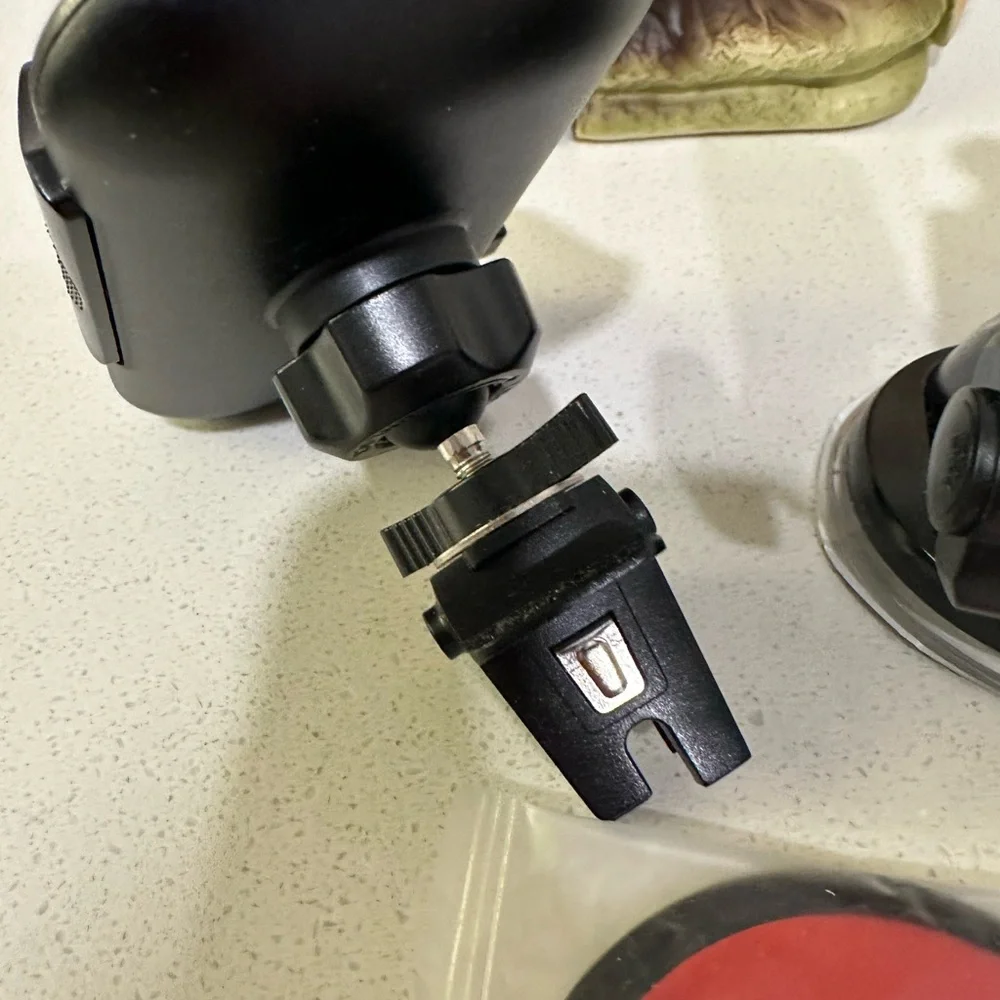 car cellphone holder /Easy Clip Car Mount